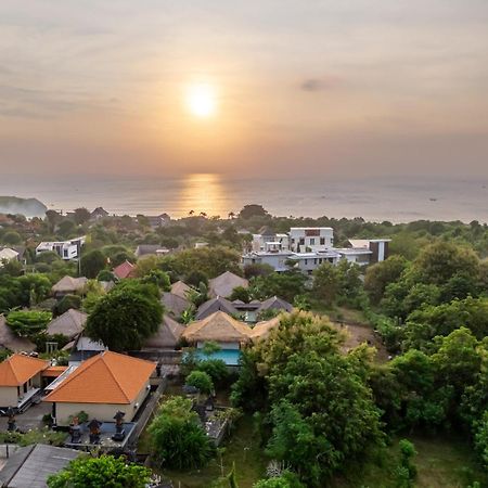 Balangan Beach Villa Idaman Bungalows Jimbaran Екстериор снимка